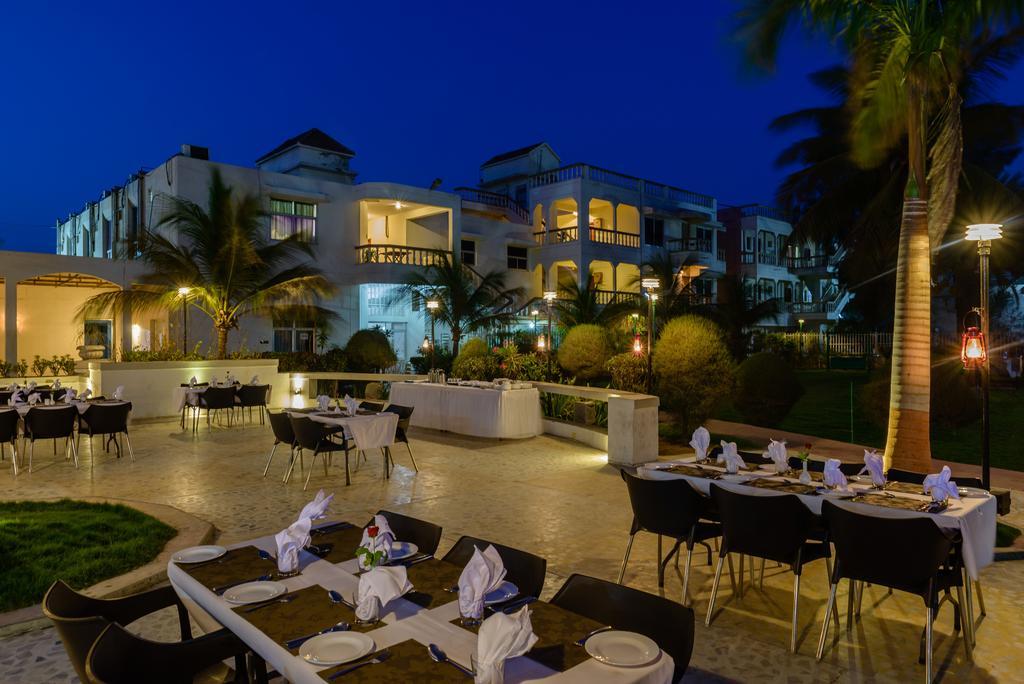 Quality Inn Palms Gāndhīdhām Extérieur photo