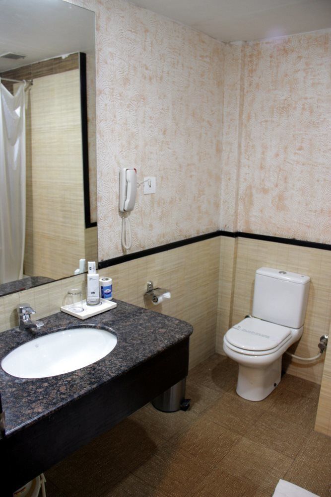 Quality Inn Palms Gāndhīdhām Extérieur photo
